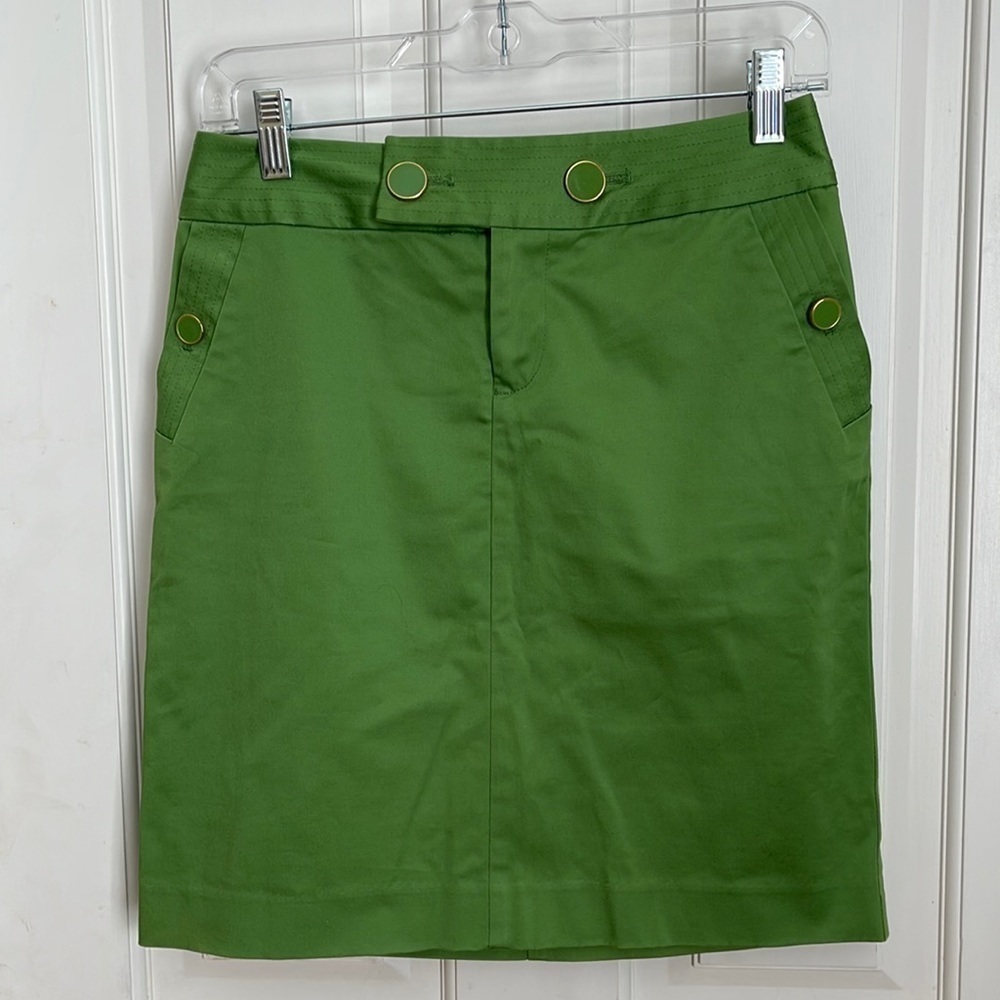 Banana Republic 🔥sale. Last chance 🔥green skirt  great for st Patrick’s day.